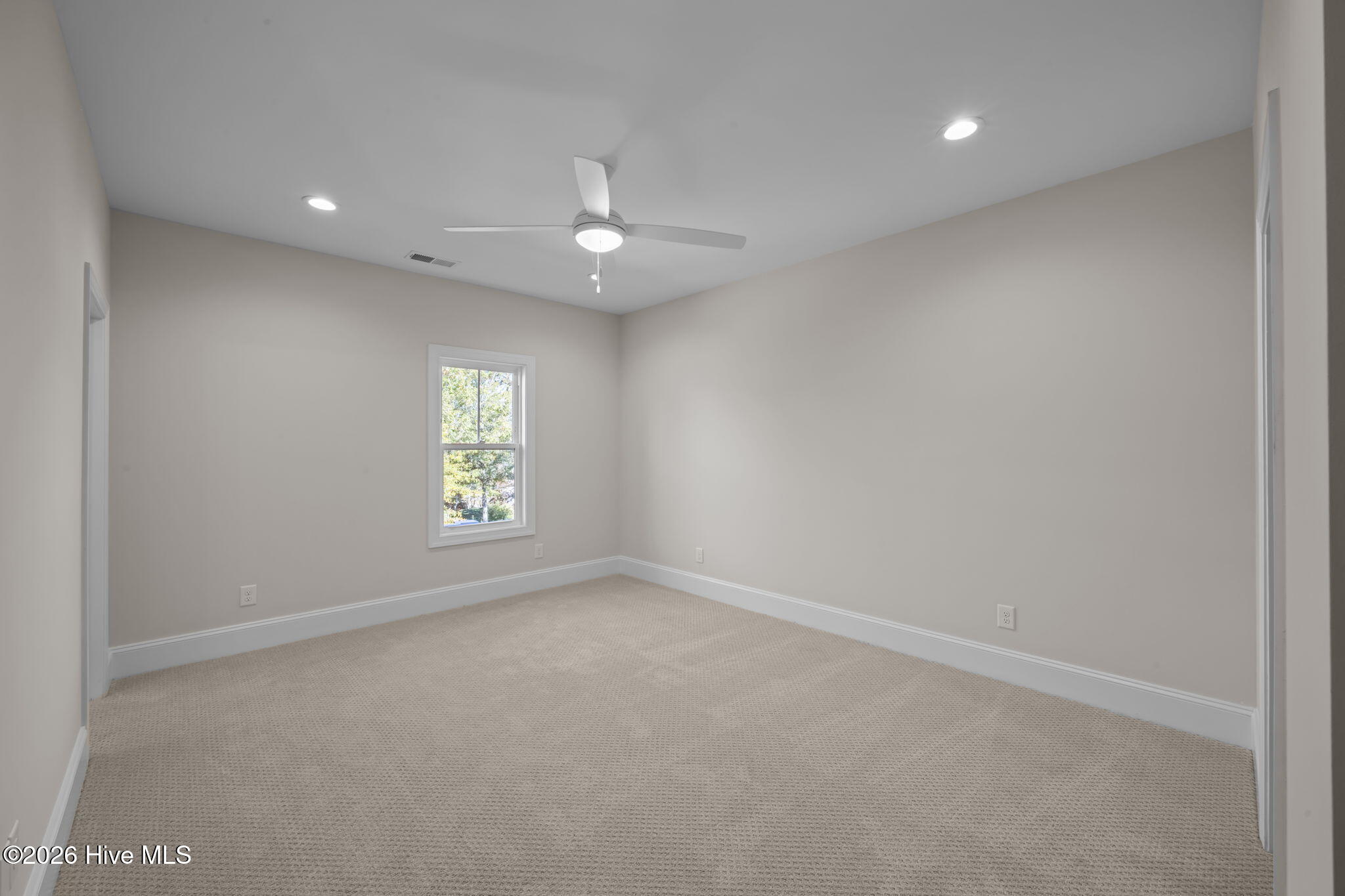 3903 Harkers Way New Bern, NC 28562 - Photo 16 of 31 30-web-or-mls-0C0A3505