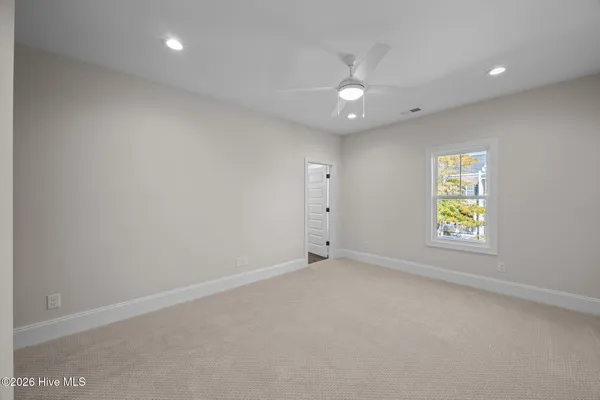 $2,000 | 3903 Harkers Way, New Bern, NC 28562