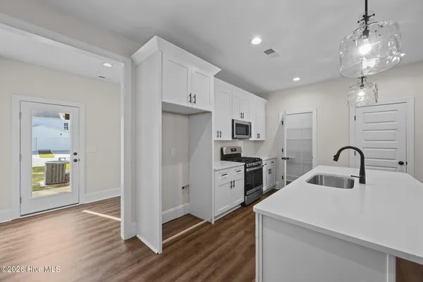 $2,000 | 3903 Harkers Way, New Bern, NC 28562
