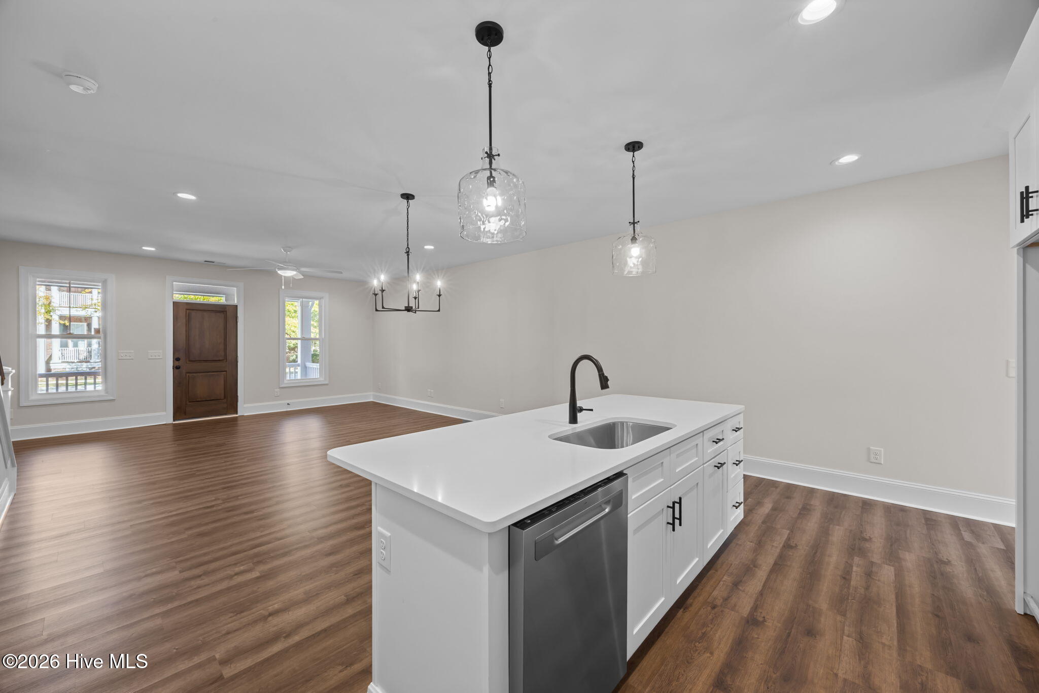 3903 Harkers Way New Bern, NC 28562 - Photo 7 of 31 24-web-or-mls-0C0A3487