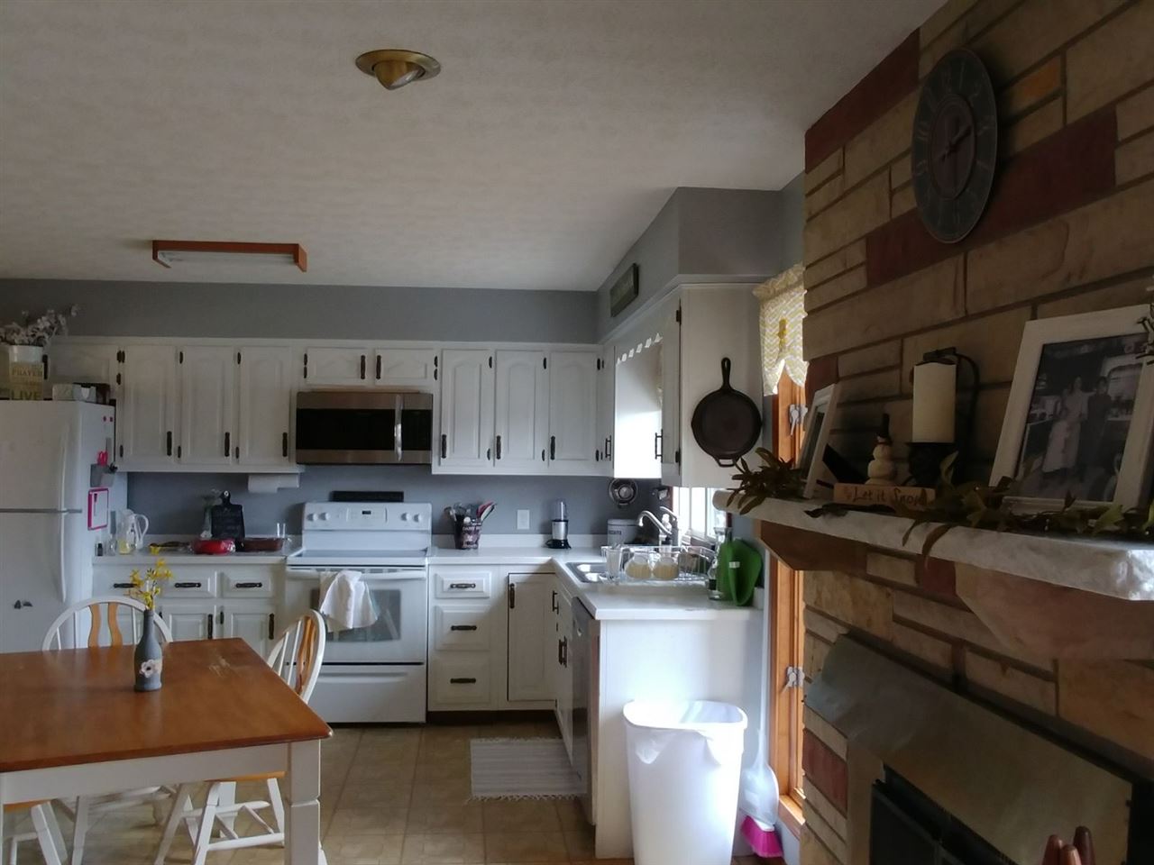 1928 West Borters Road Newberry, IN 47449 - Photo 6 of 20 Gallery Image 6