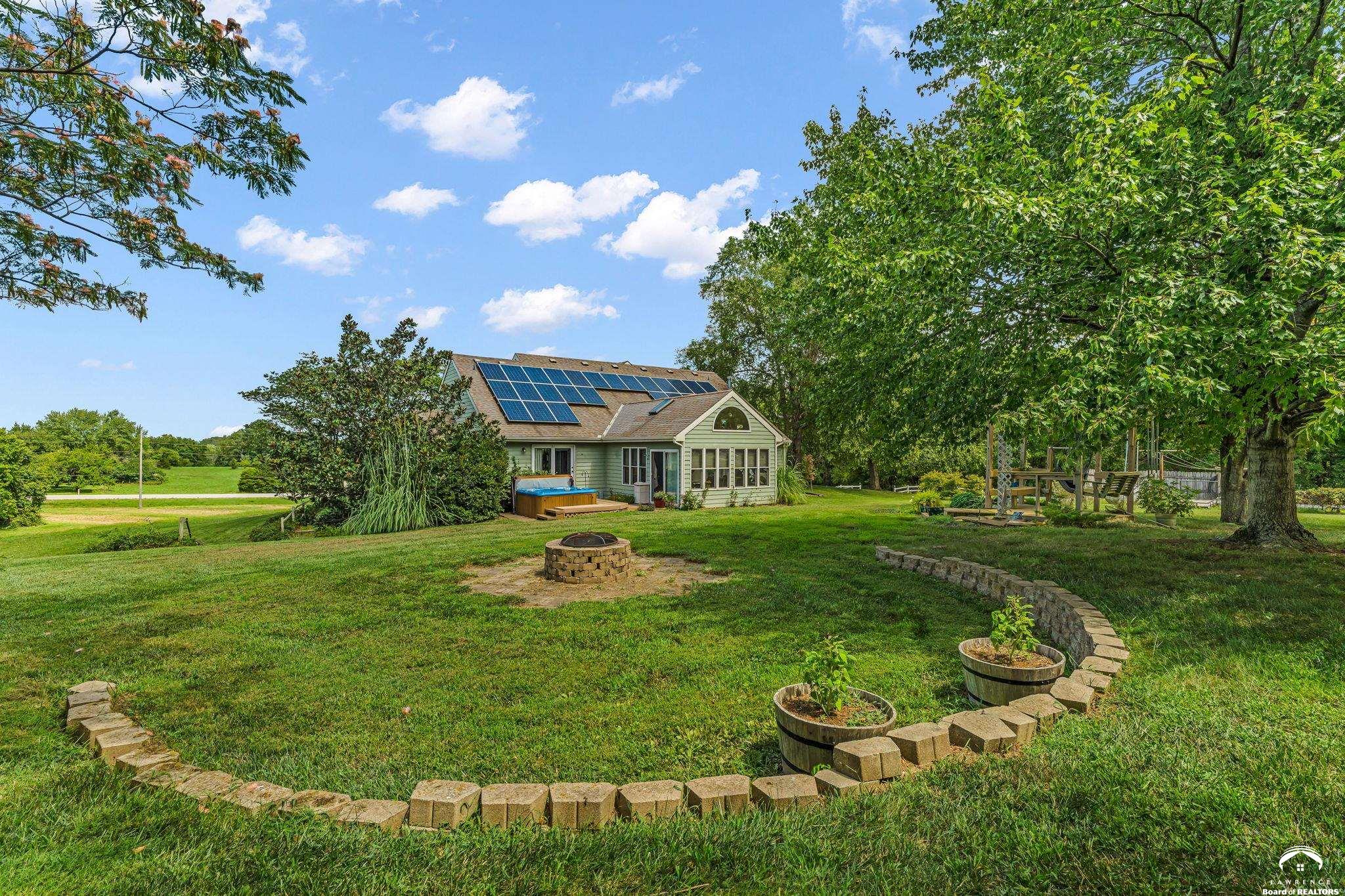 995 East 1549th Road Lawrence, KS 66046 - Photo 62 of 79 Gallery Image 62