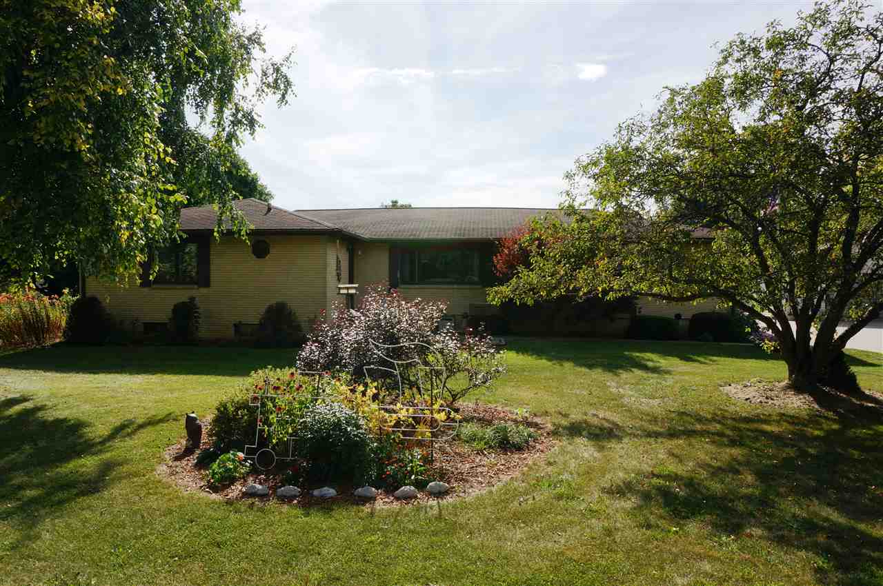 7866 North Crestview Road Stillman Valley, IL 61084 - Photo 1 of 25 Gallery Image 1