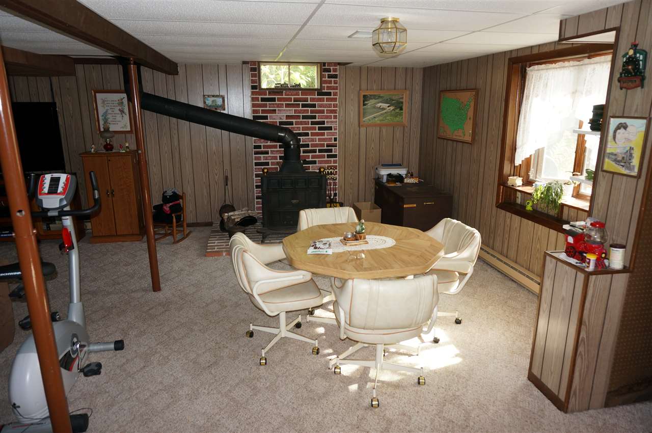 7866 North Crestview Road Stillman Valley, IL 61084 - Photo 12 of 25 Gallery Image 12