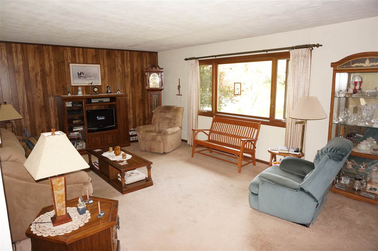 7866 North Crestview Road Stillman Valley, IL 61084 - Photo 6 of 25 Gallery Image 6