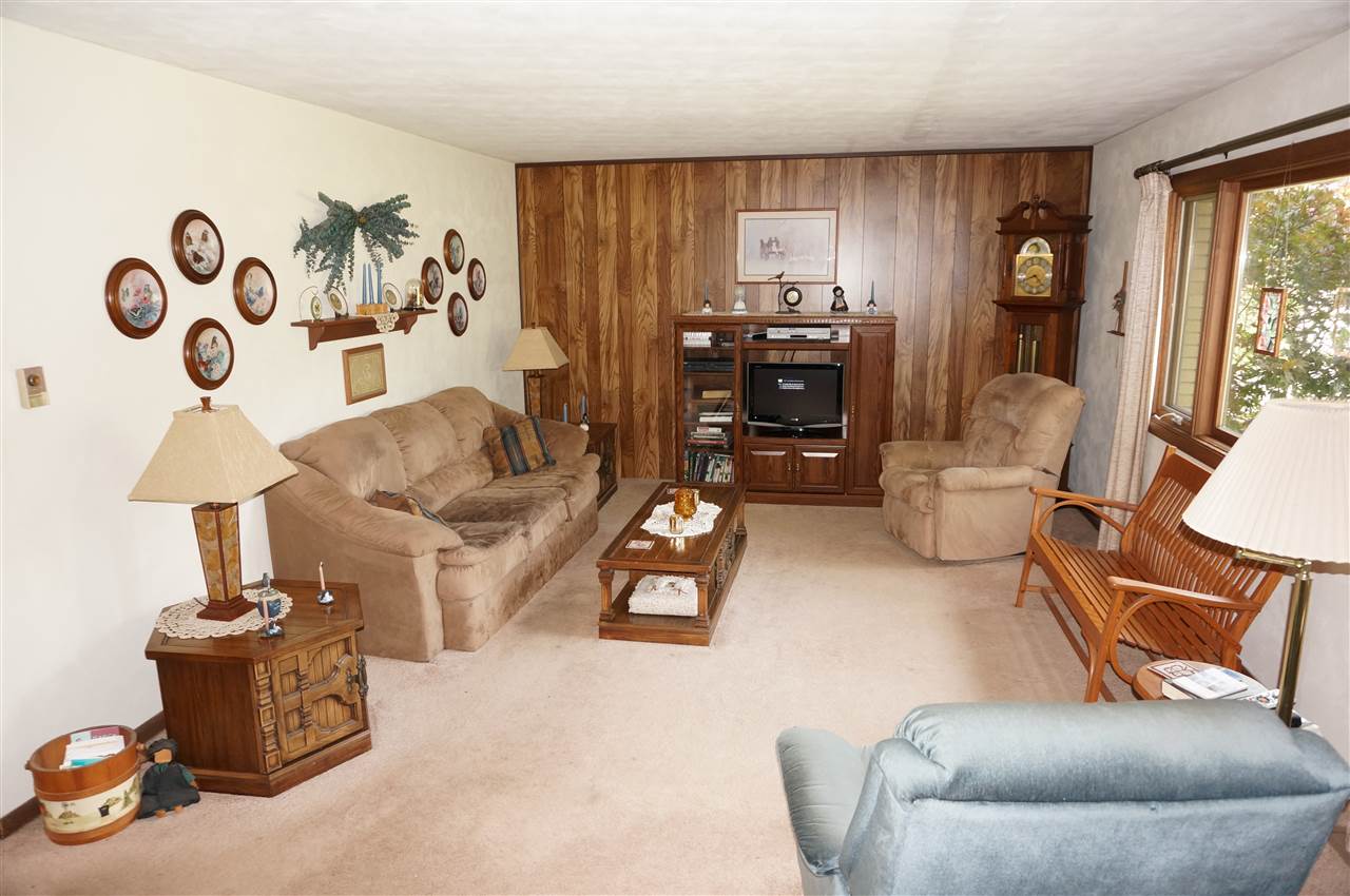 7866 North Crestview Road Stillman Valley, IL 61084 - Photo 7 of 25 Gallery Image 7