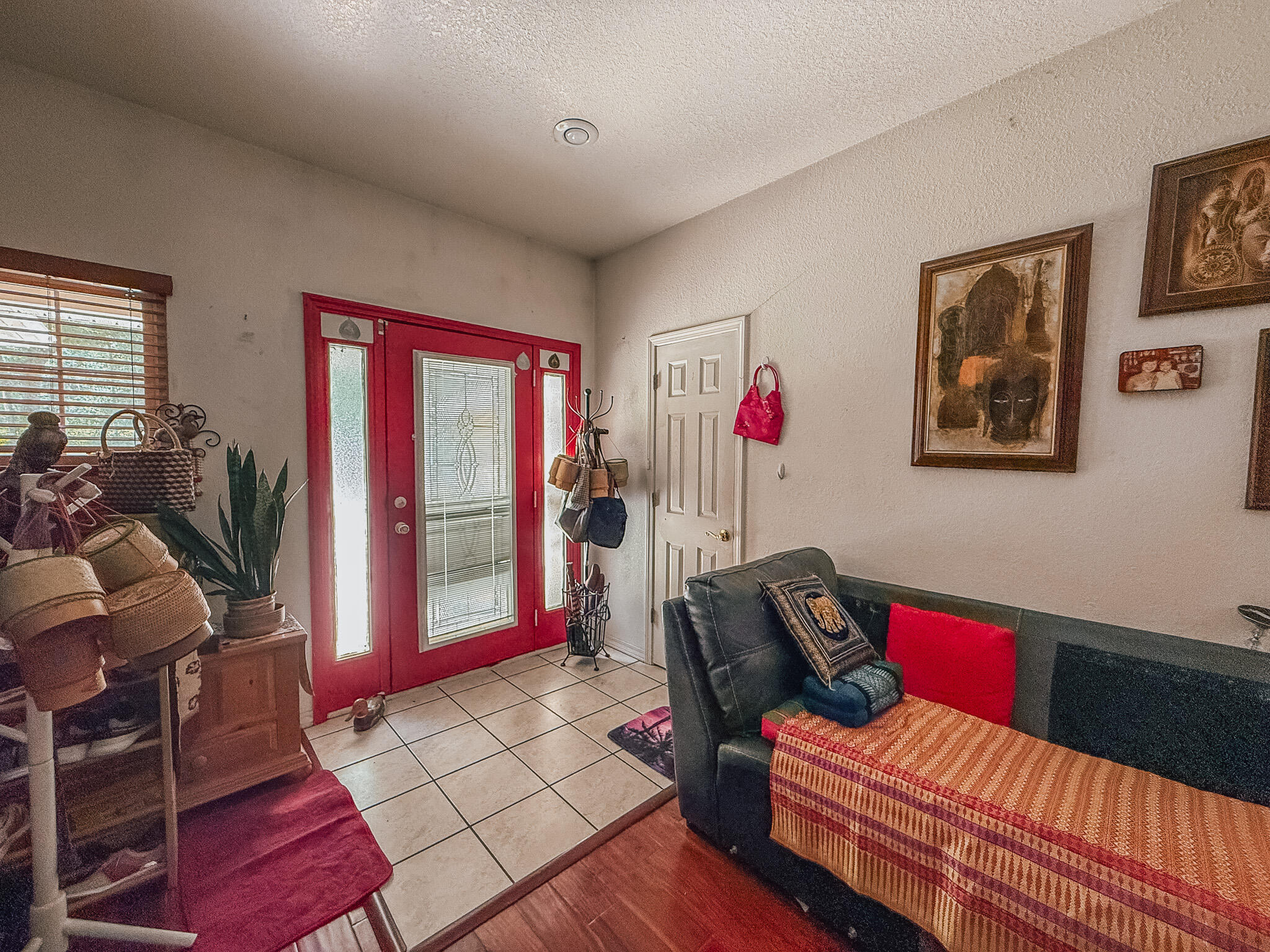 100 Overview Drive Crestview, FL 32539 - Photo 55 of 82 a living room with furniture and a window