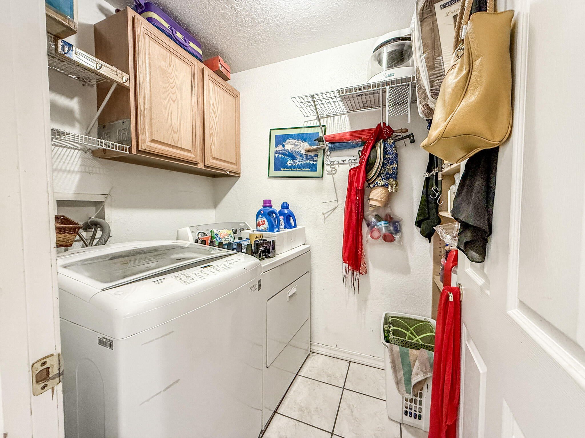 100 Overview Drive Crestview, FL 32539 - Photo 60 of 82 a utility room with dryer and washer