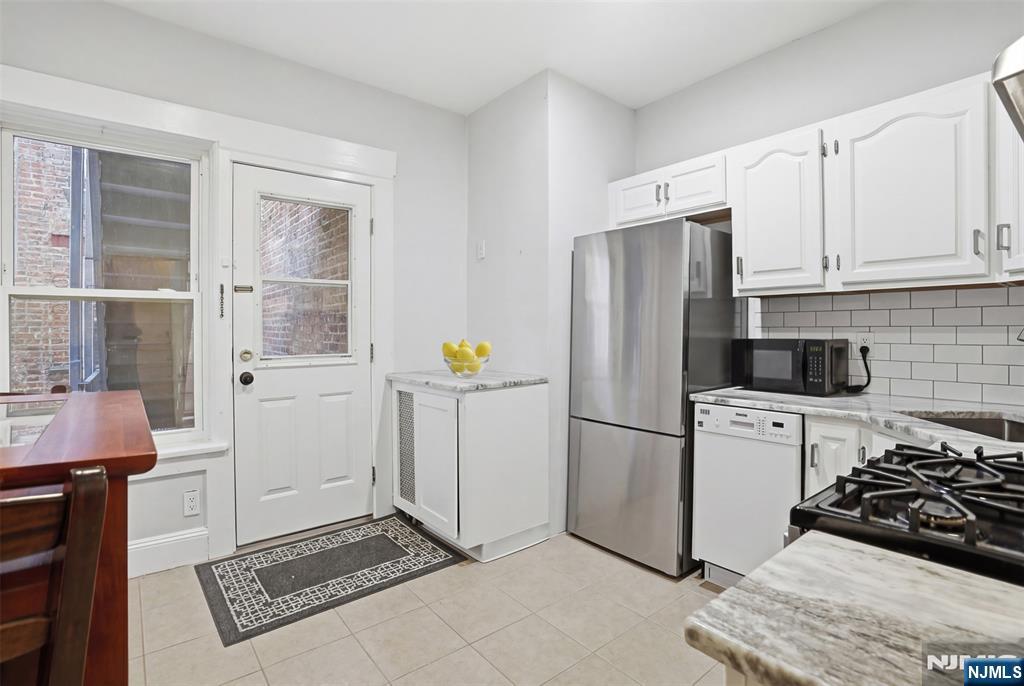 65-67 Union Street, Unit C3004 Montclair, NJ 07042 - Photo 8 of 14