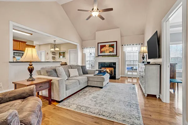 $460,000 | 29 Hidden Springs Lane, Taylors, SC 29687