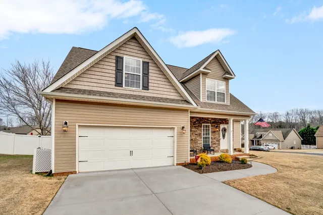 $470,000 | 29 Hidden Springs Lane, Taylors, SC 29687