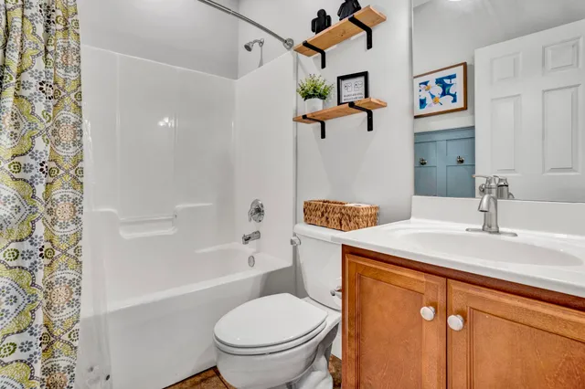 $470,000 | 29 Hidden Springs Lane, Taylors, SC 29687