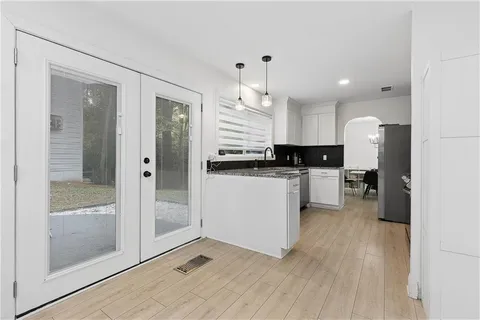 $579,000 | 700 Cedar Knoll Drive, Roswell, GA 30076