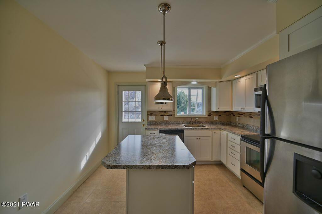 230 3rd Street Olyphant, PA 18447 - Photo 16 of 58