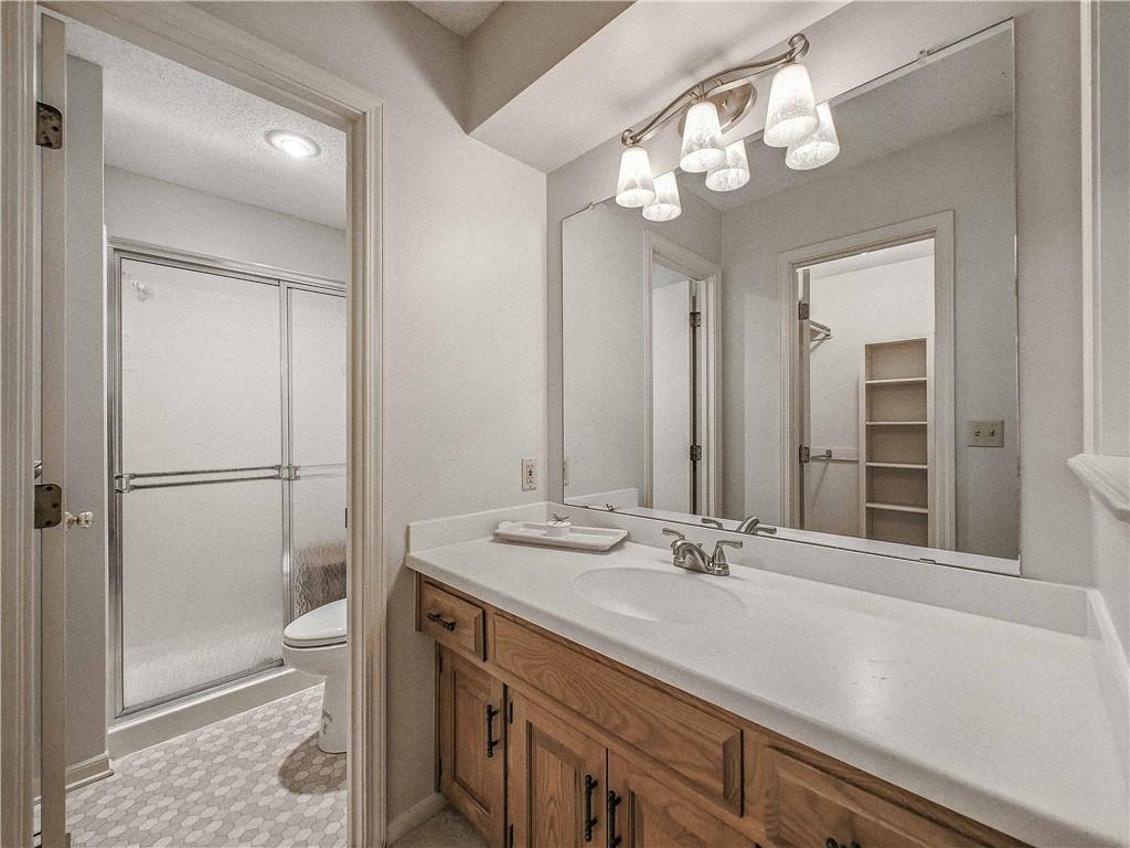10560 Noland Road Lenexa, KS 66215 - Photo 21 of 44