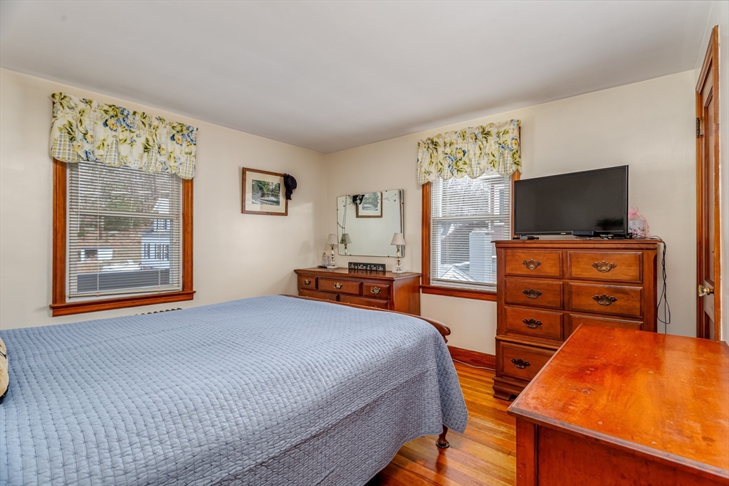 159 Waterford Street Gardner, MA 01440 - Photo 15 of 30