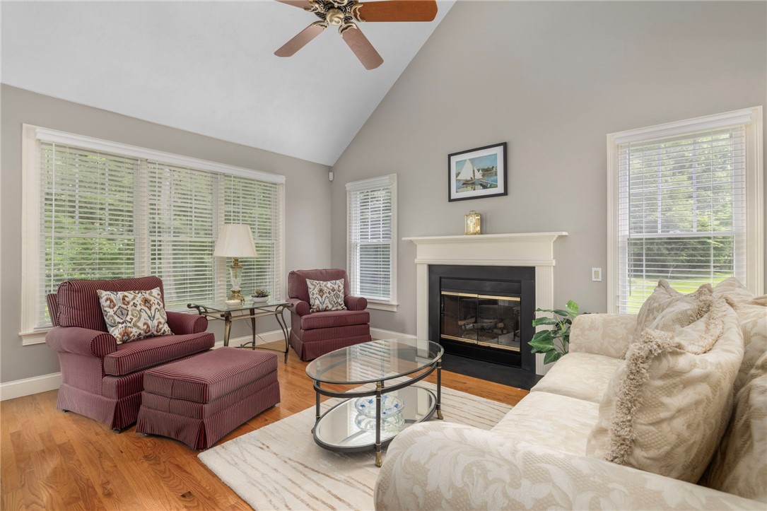 64 Channel View, Unit 4 Warwick, RI 02889 - Photo 12 of 46