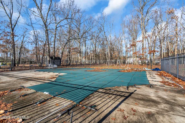 $995,000 | 6 Afton Road, Jackson, NJ 08527