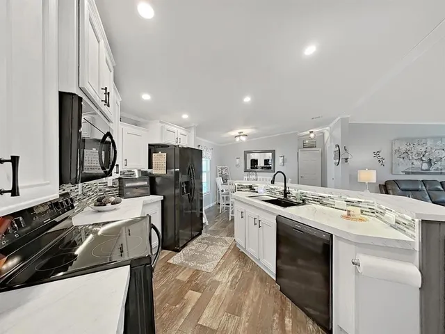 $249,500 | 7381 Western Cir Drive, Brooksville, FL 34613