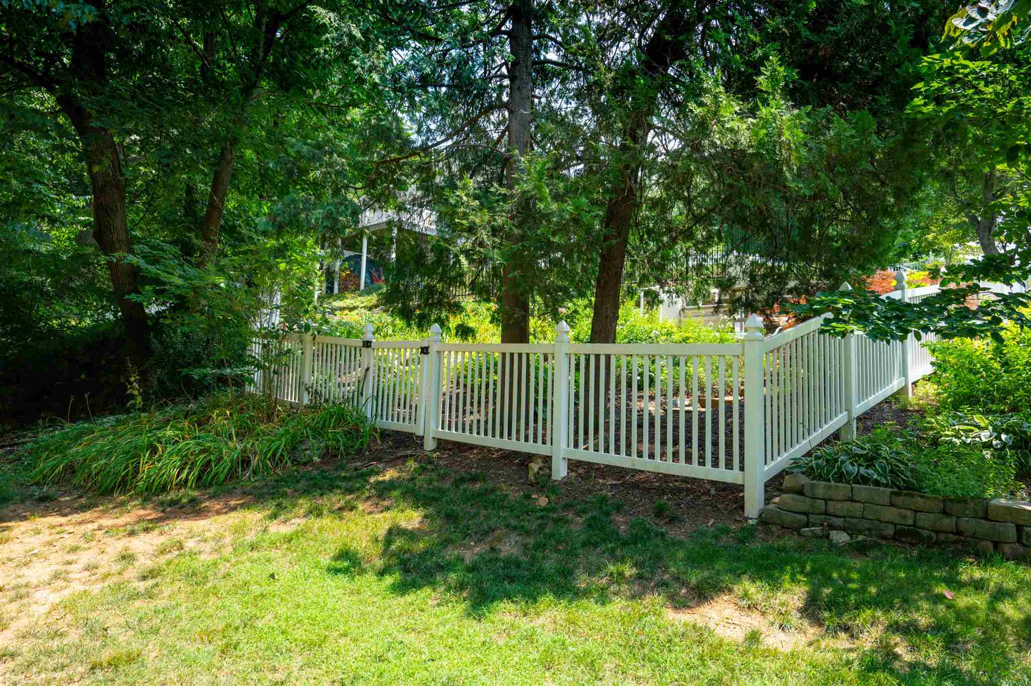 1009 Lyndhurst Road Waynesboro, VA 22980 - Photo 10 of 41 Gallery Image 10