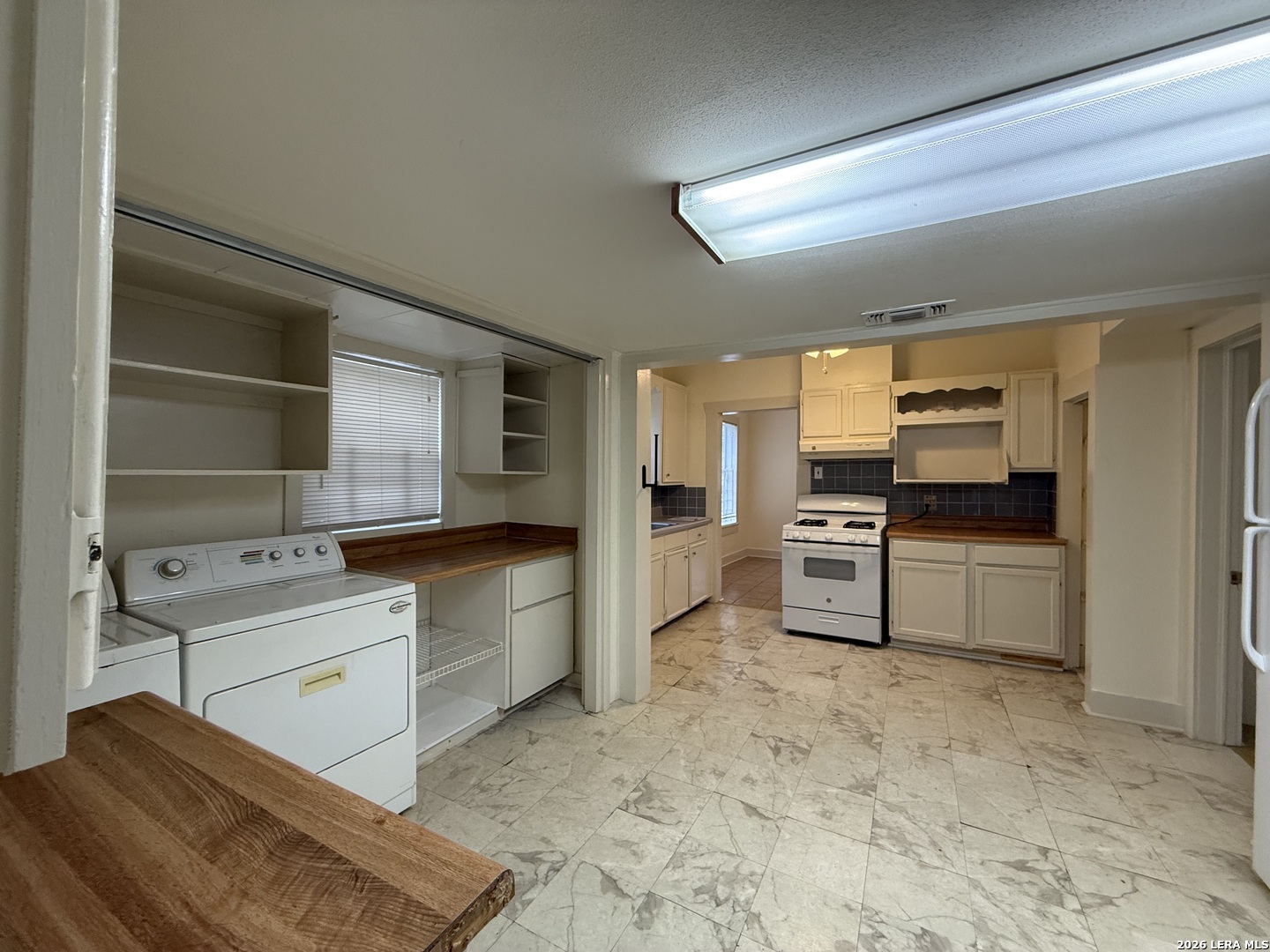 901 Ripley Avenue San Antonio, TX 78212 - Photo 12 of 27