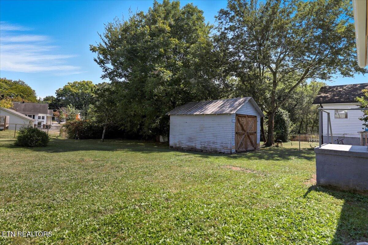 3602 Decatur Drive Knoxville, TN 37920 - Photo 13 of 17 13-014_IMG_4990