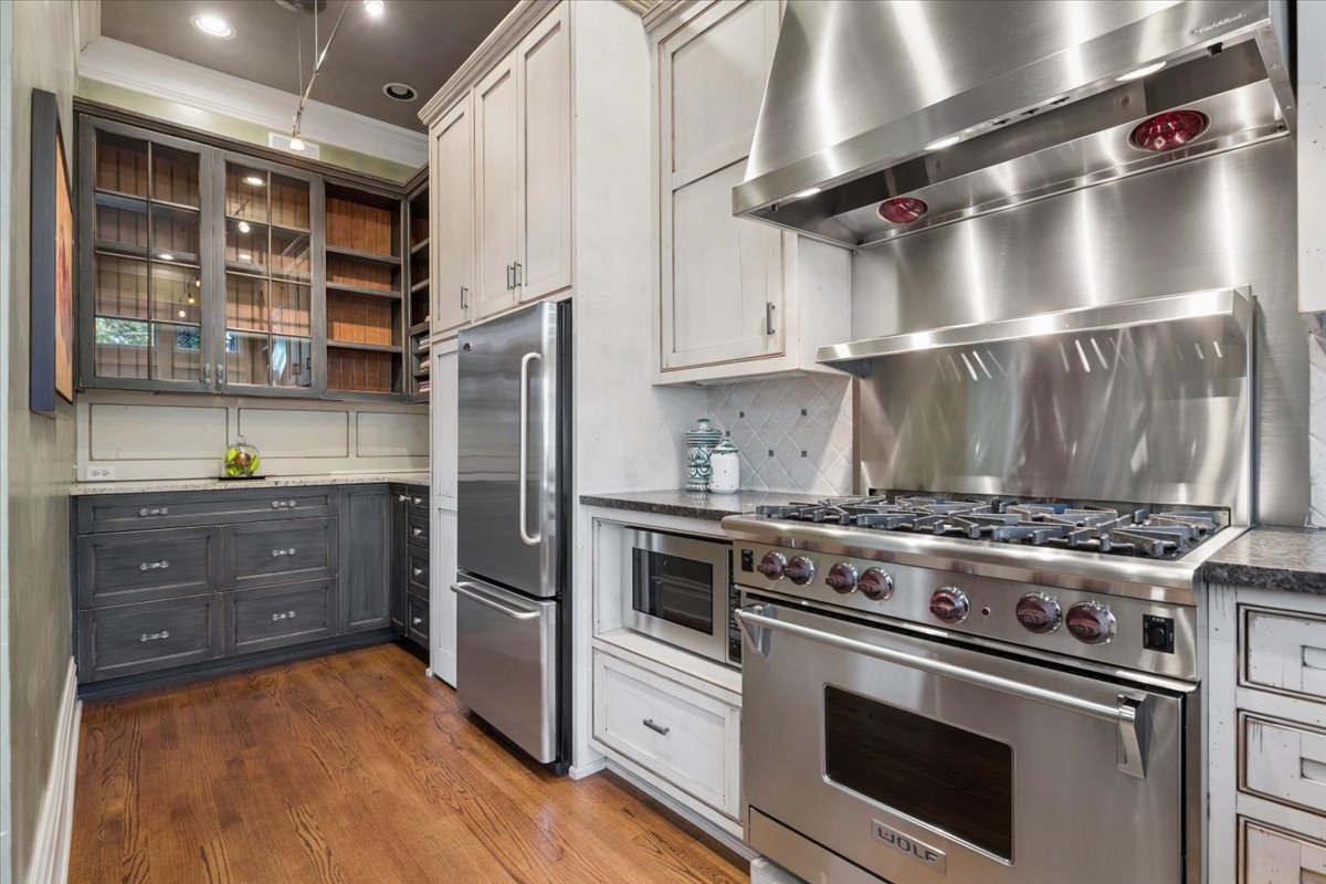 818 South Bishop Street Chicago, IL 60607 - Photo 11 of 27