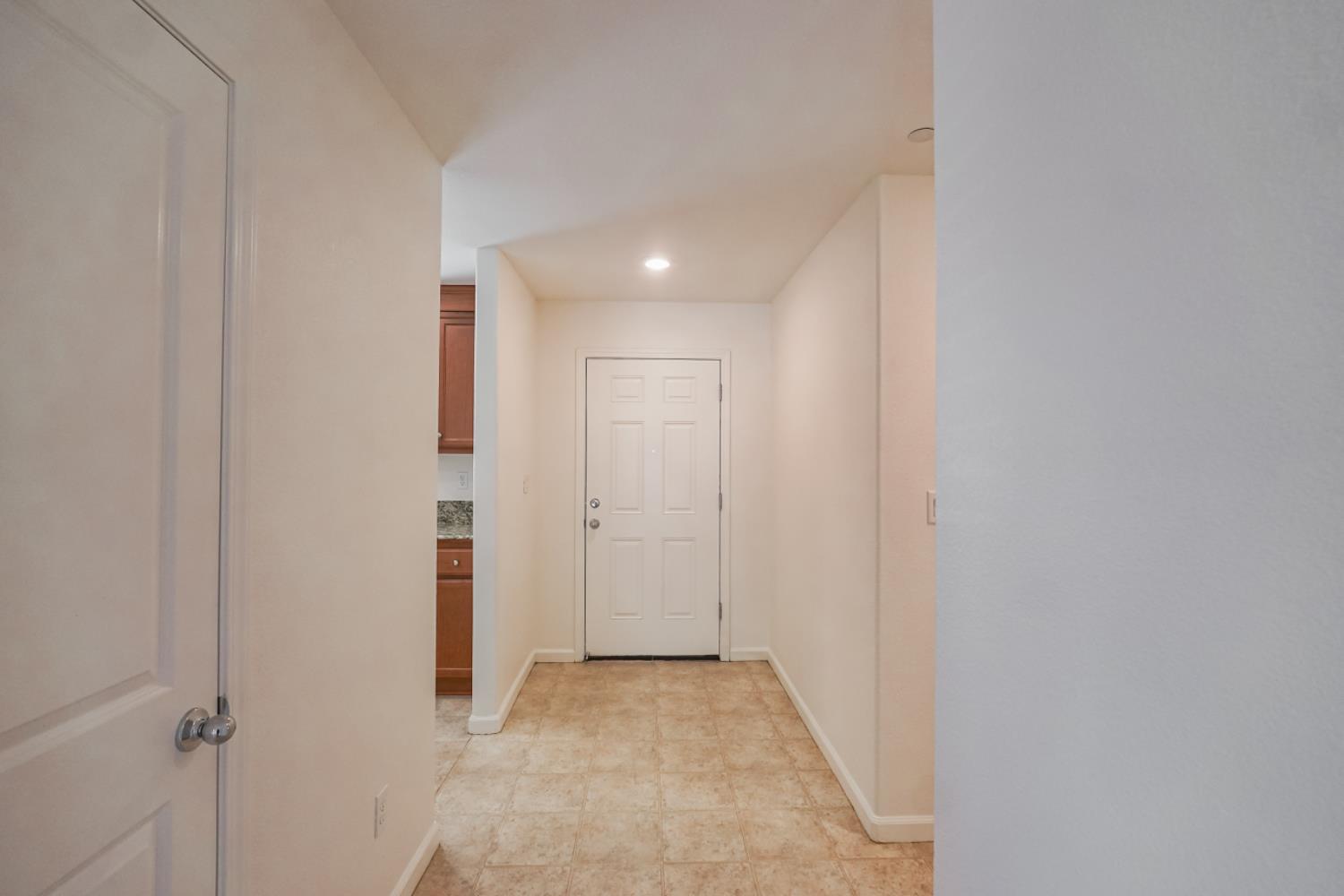 797 Marcus Street Merced, CA 95341 - Photo 4 of 35