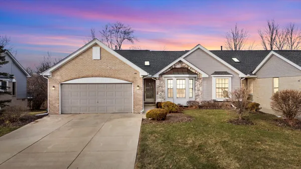 $379,900 | 41950 Coventry Way, Canton, MI 48187