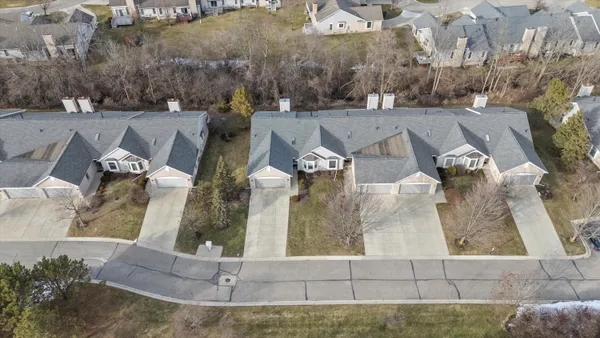 $379,900 | 41950 Coventry Way, Canton, MI 48187