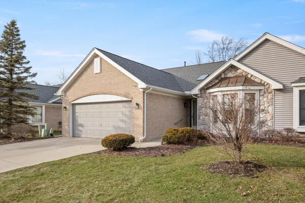 $379,900 | 41950 Coventry Way, Canton, MI 48187