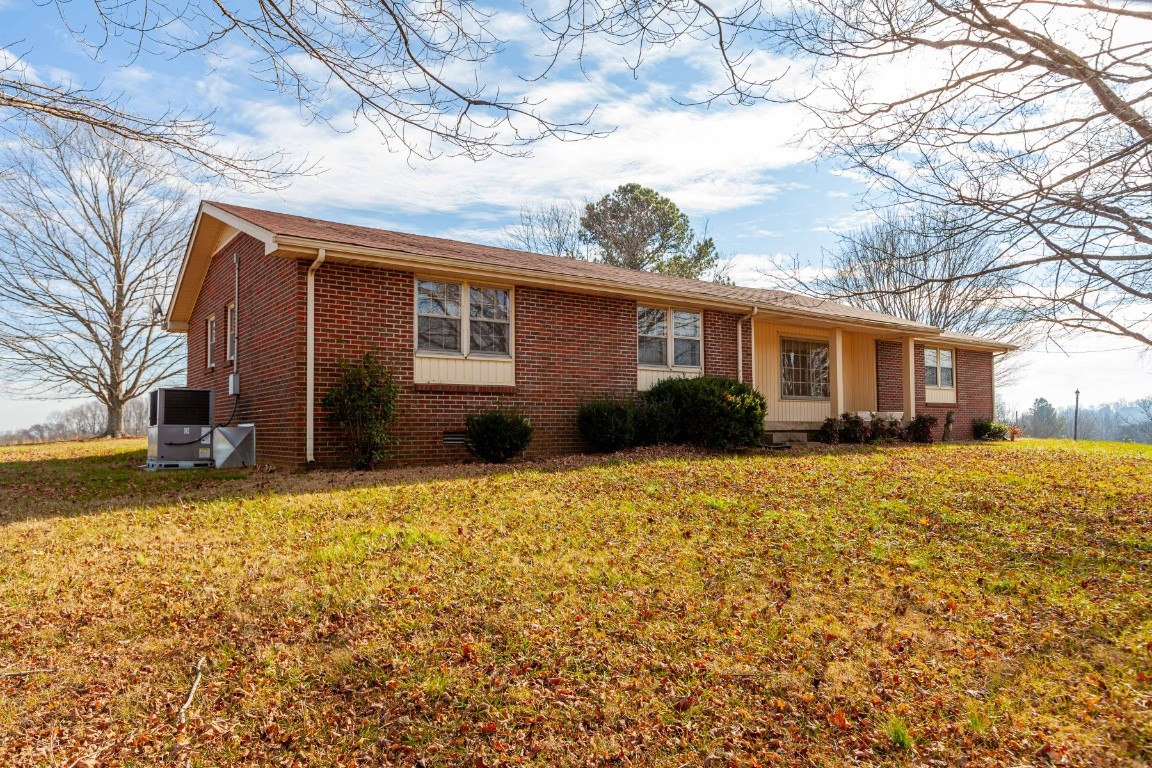 2102 Center Point Road Hendersonville, TN 37075 - Photo 12 of 50 a front view of house with yard and trees around