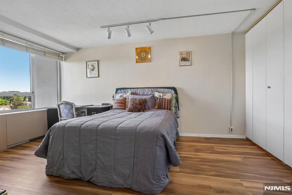 3 Horizon Road, Unit 1021 Fort Lee, NJ 07024 - Photo 14 of 20