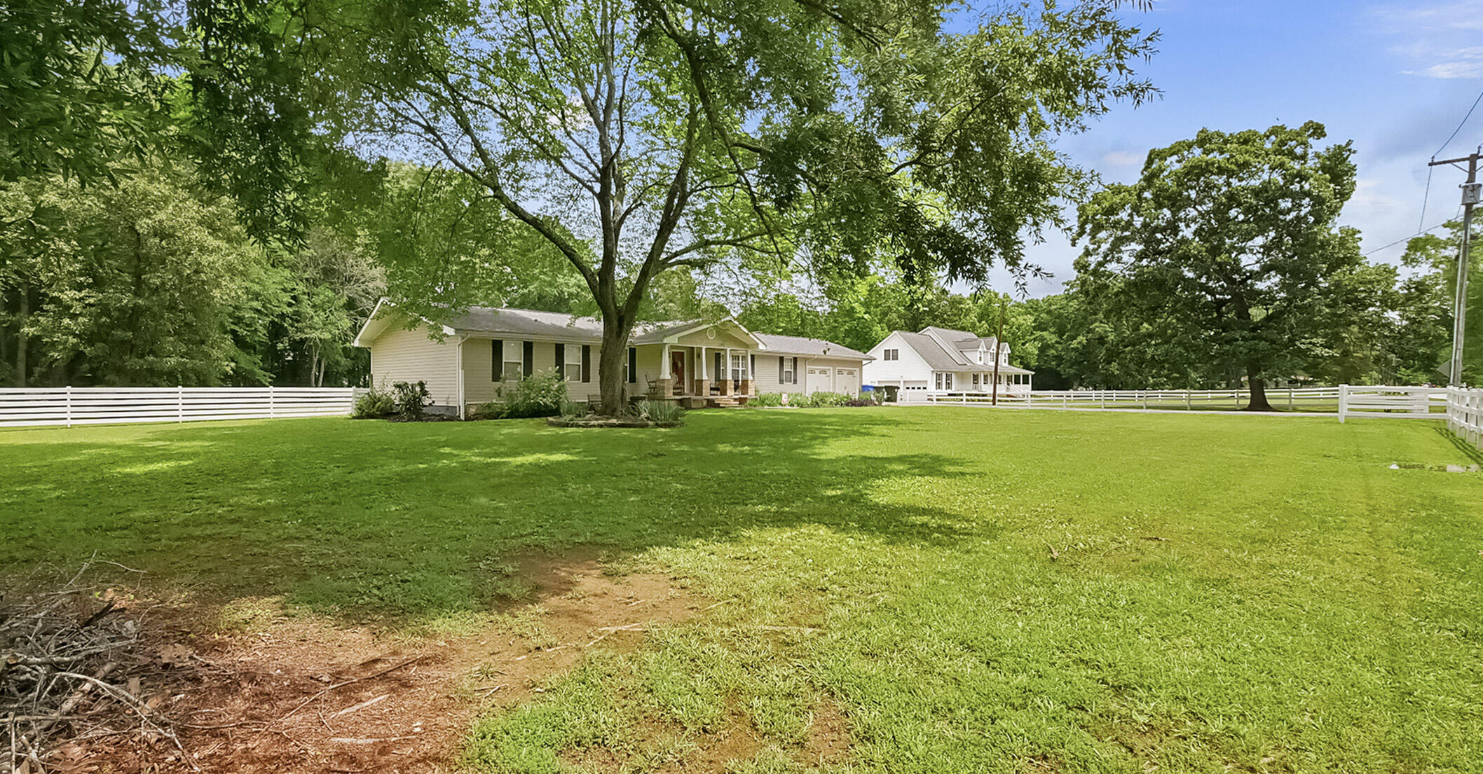 1649 East Boy Scout Road Hixson, TN 37343 - Photo 5 of 46 12-P1730836