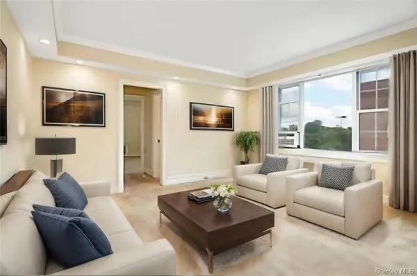 $2,295 | 210 Pelham Road, Unit 5C, New Rochelle, NY 10805