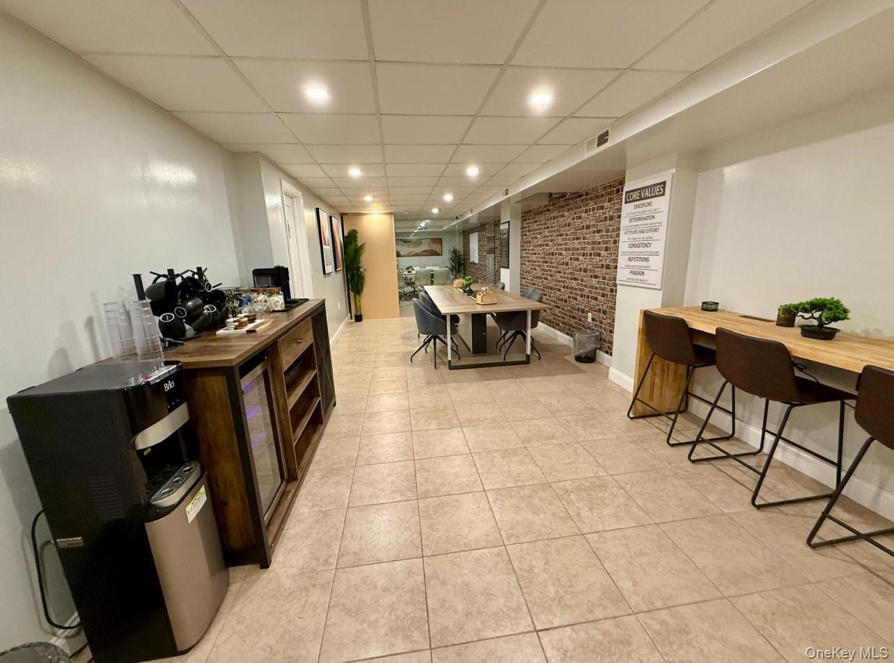 210 Pelham Road, Unit 5C New Rochelle, NY 10805 - Photo 23 of 31