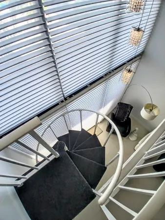 $2,000 | 1830 Embassy Drive, Unit 121, West Palm Beach, FL 33401