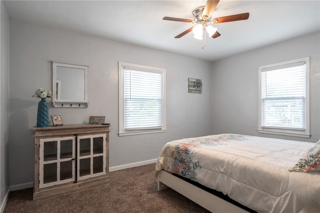 2261 Townsend Street Brunswick, GA 31520 - Photo 23 of 33 BEDROOM