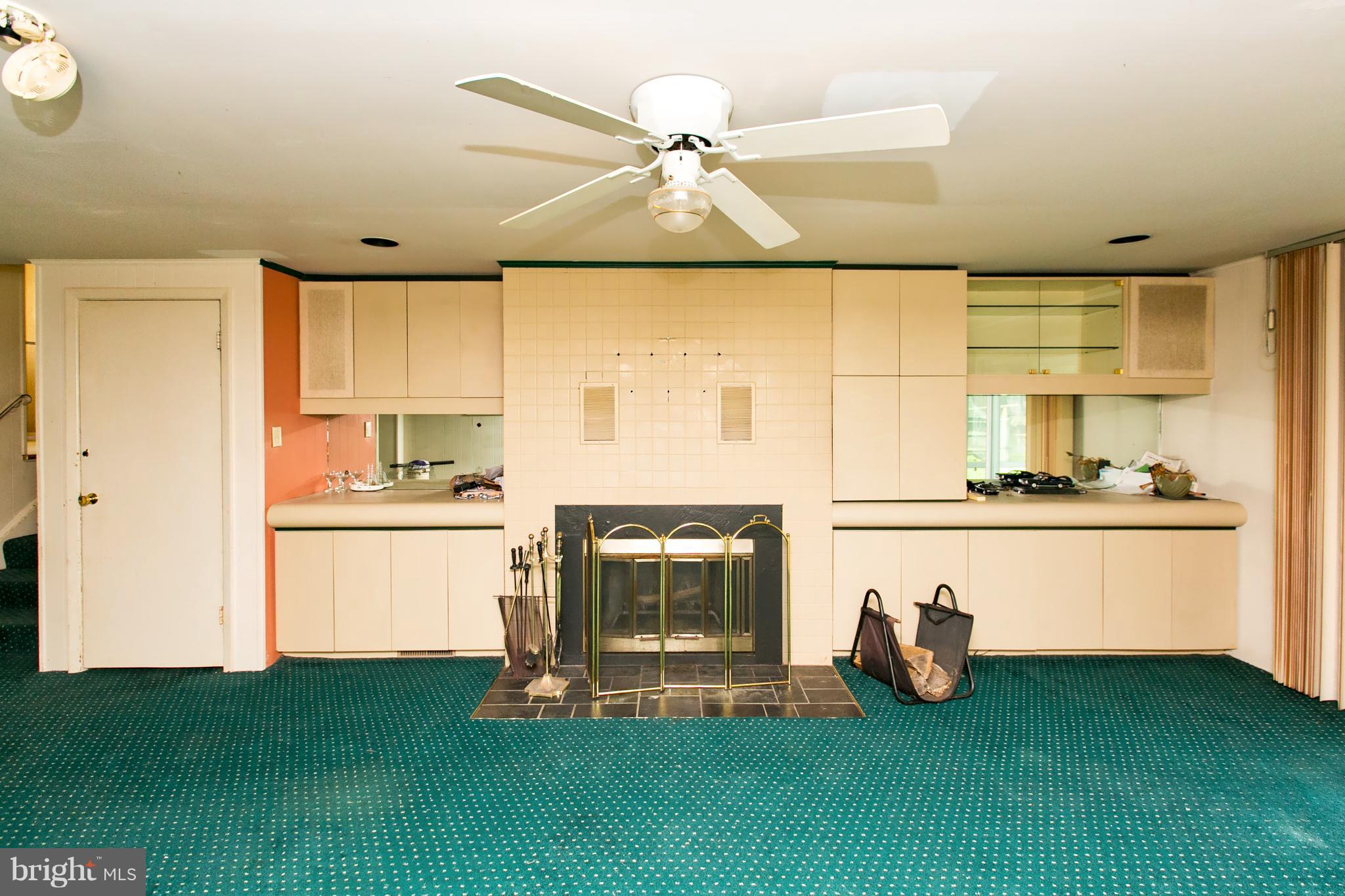 4624 Hawksbury Road Baltimore, MD 21208 - Photo 18 of 22 Family Room