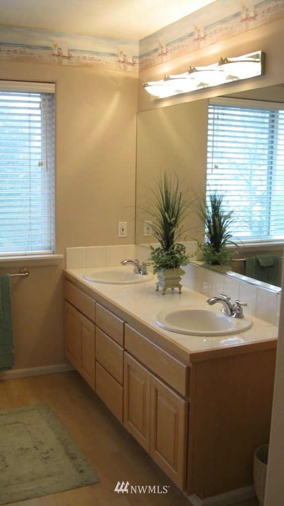 2123 Shattuck Place South Renton, WA 98055 - Photo 11 of 19