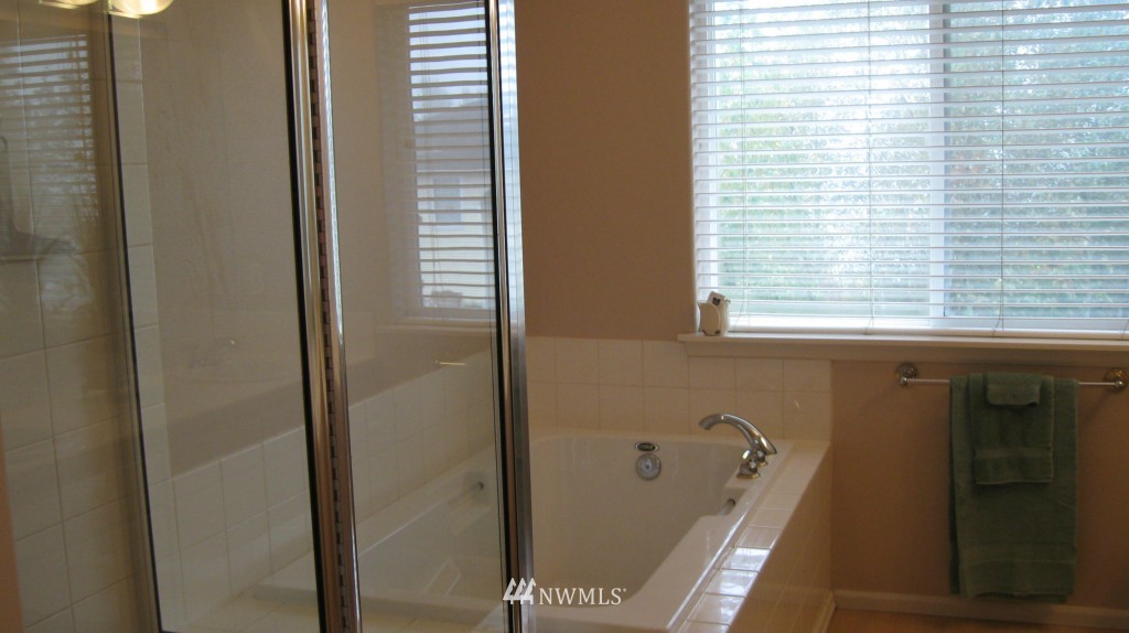 2123 Shattuck Place South Renton, WA 98055 - Photo 12 of 19