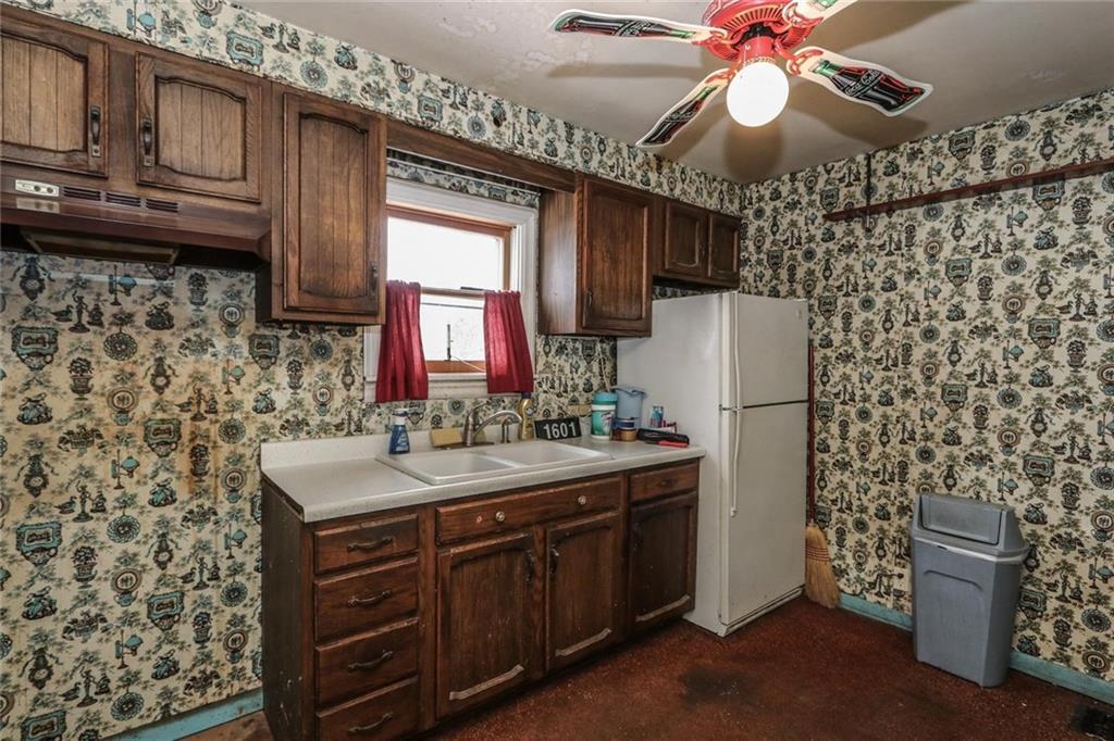 1601 Shrine Road Springfield, OH 45504 - Photo 4 of 13