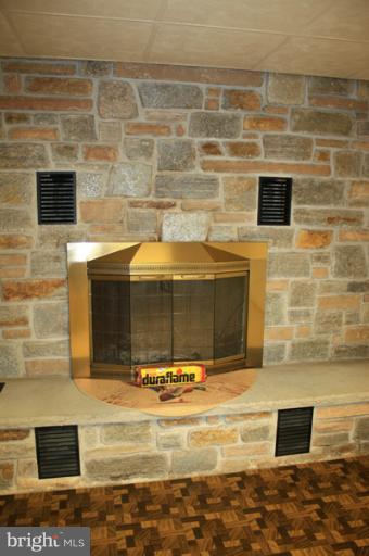 5305 Wertz Road Hampstead, MD 21074 - Photo 20 of 30 Family Room
