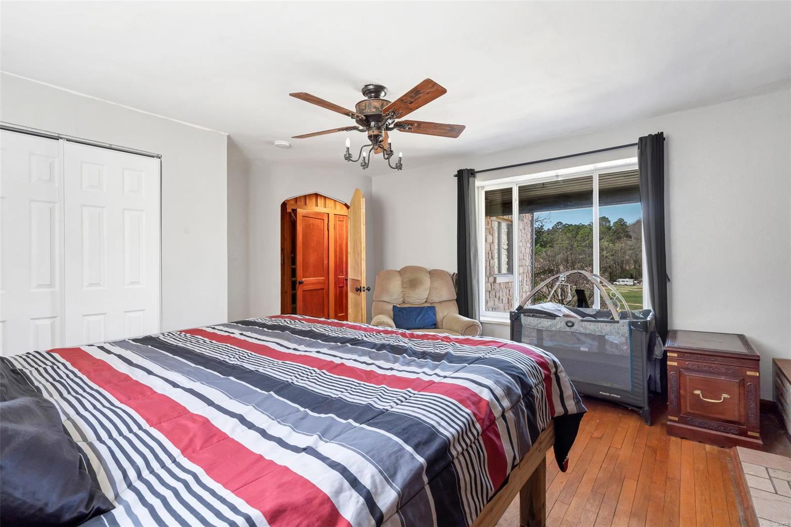 2350 Oaker Arnold, MO 63010 - Photo 23 of 68