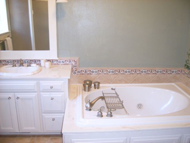5712 West Greenwood Road Spokane, WA 99224 - Photo 7 of 9