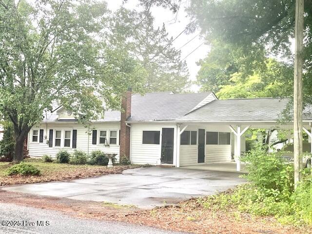 302 South Lower Street Elizabethtown, NC 28337 - Photo 3 of 12 RIGHT SIDE