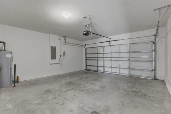 $2,775 | 33568 Barberry Leaf Way, Wesley Chapel, FL 33543