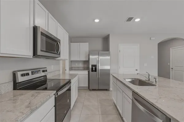 $2,775 | 33568 Barberry Leaf Way, Wesley Chapel, FL 33543