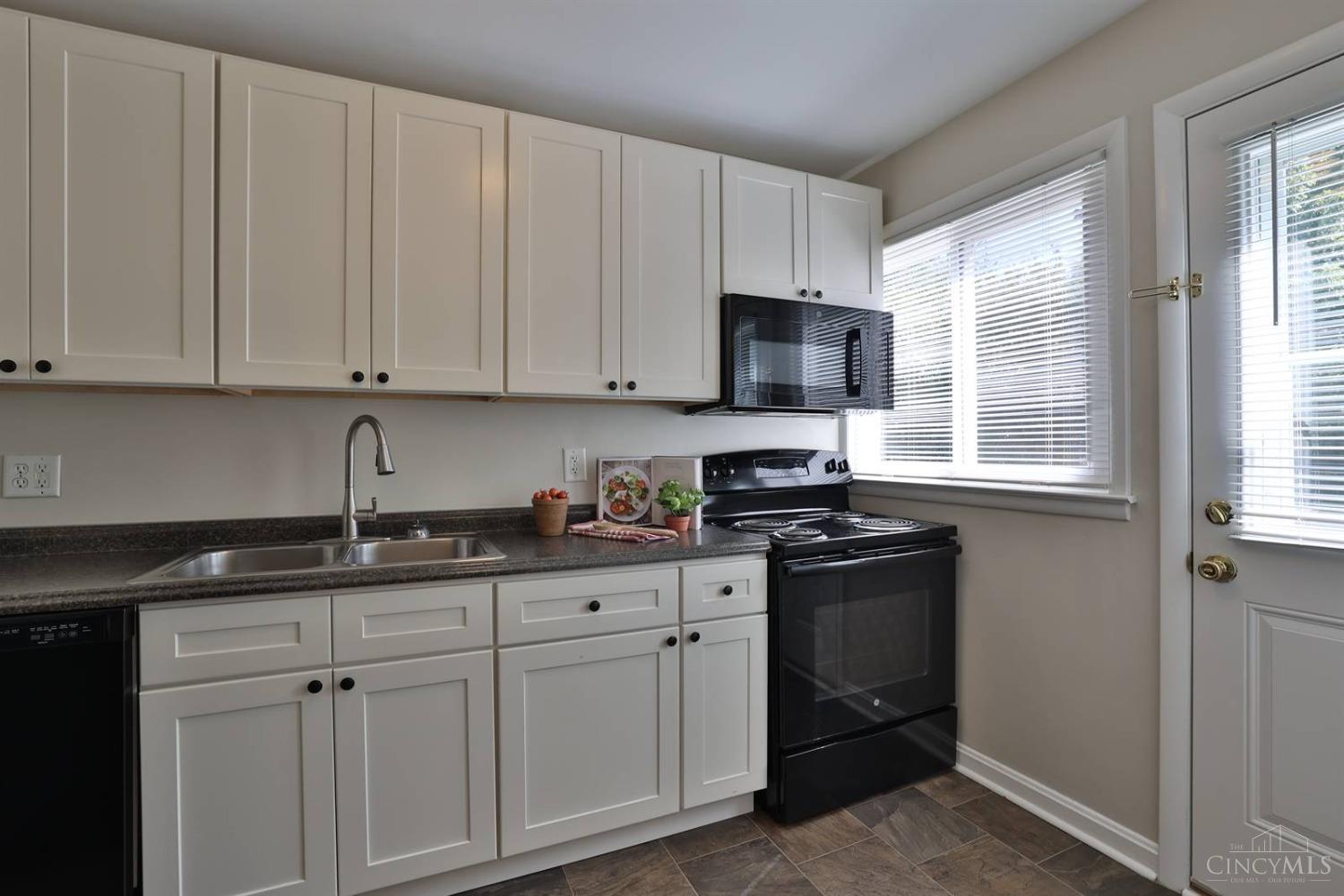 6445 Salem Road Cincinnati, OH 45230 - Photo 12 of 32 Gallery Image 12