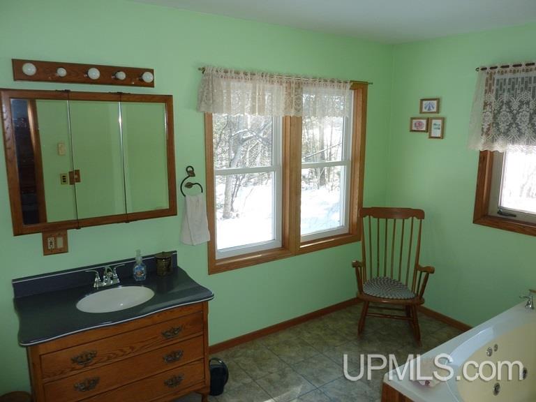 85 East Wilderness Road Negaunee, MI 49866 - Photo 9 of 22 Gallery Image 9